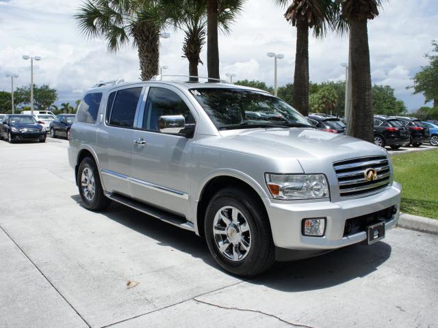 Photo of 2006 Infiniti QX56