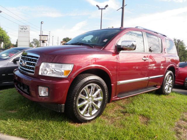 Photo of 2010 Infiniti QX56