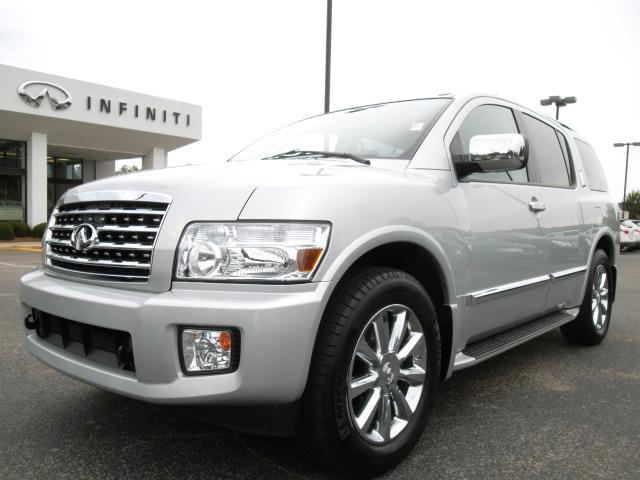 Photo of 2010 Infiniti QX56