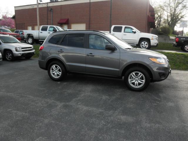 Photo of 2010 Hyundai Santa Fe
