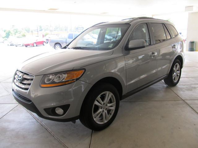 Photo of 2010 Hyundai Santa Fe