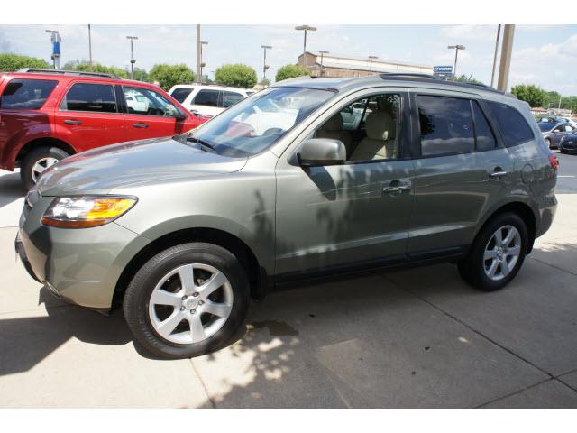 Photo of 2009 Hyundai Santa Fe