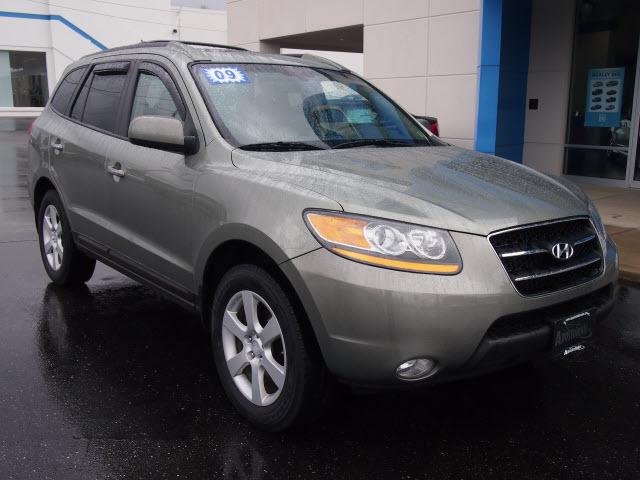 Photo of 2009 Hyundai Santa Fe