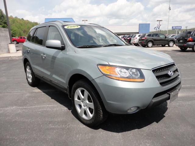 Photo of 2009 Hyundai Santa Fe