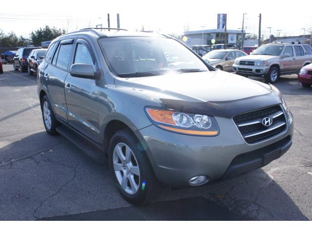 Photo of 2009 Hyundai Santa Fe