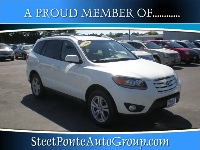 Photo of 2010 Hyundai Santa Fe