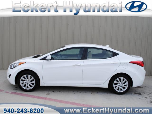 Photo of 2011 Hyundai Elantra