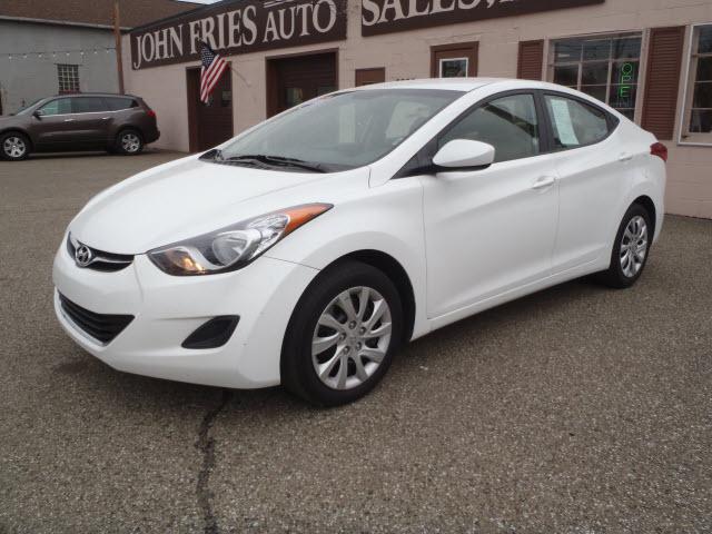 Photo of 2011 Hyundai Elantra