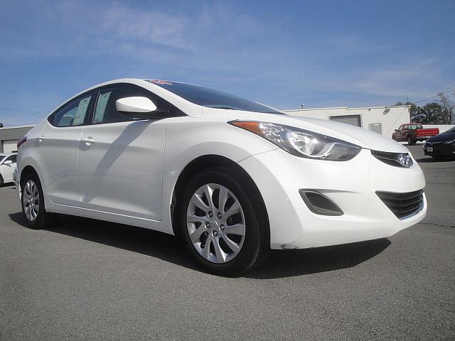 Photo of 2011 Hyundai Elantra