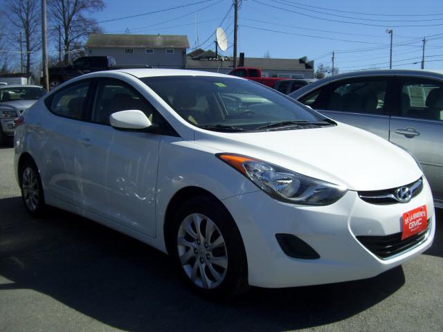 Photo of 2011 Hyundai Elantra