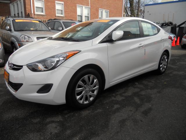 Photo of 2011 Hyundai Elantra