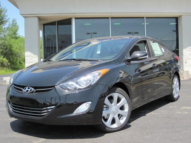 Photo of 2013 Hyundai Elantra