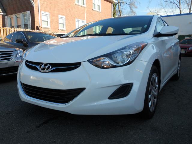 Photo of 2011 Hyundai Elantra