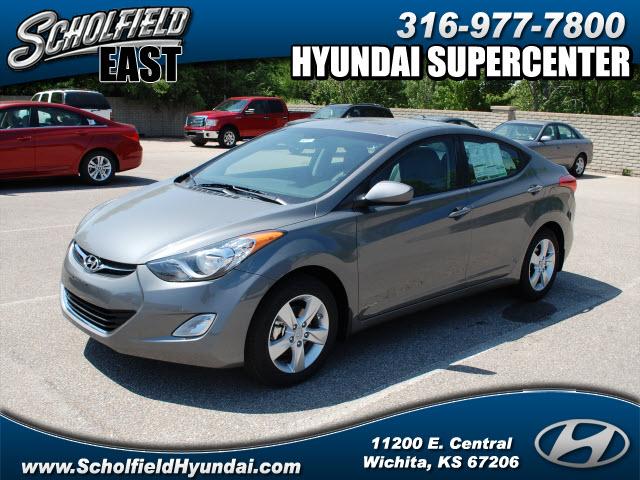 Photo of 2013 Hyundai Elantra
