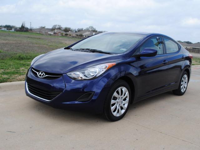 Photo of 2011 Hyundai Elantra