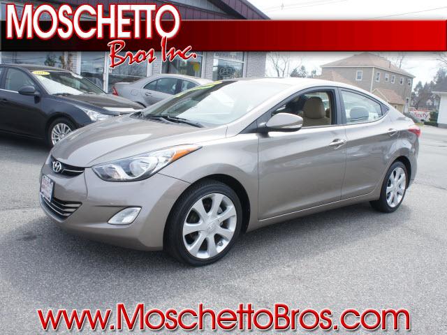 Photo of 2012 Hyundai Elantra