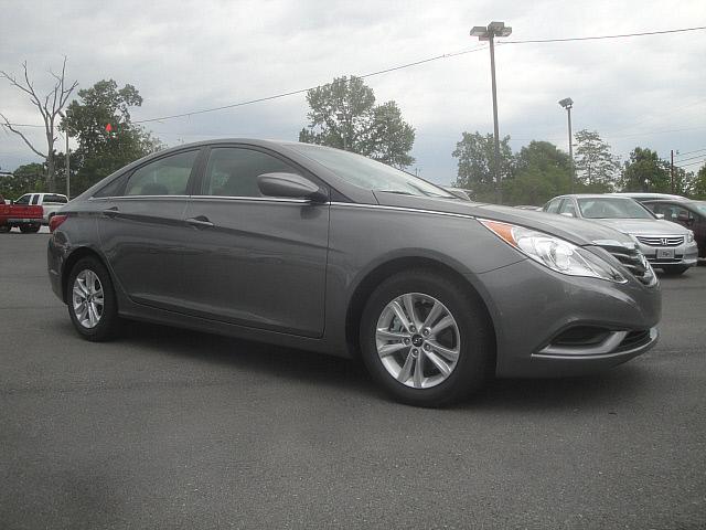 Photo of 2012 Hyundai Sonata