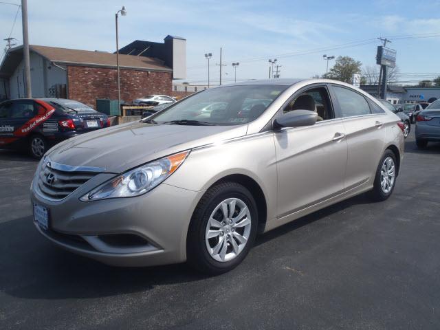 Photo of 2011 Hyundai Sonata
