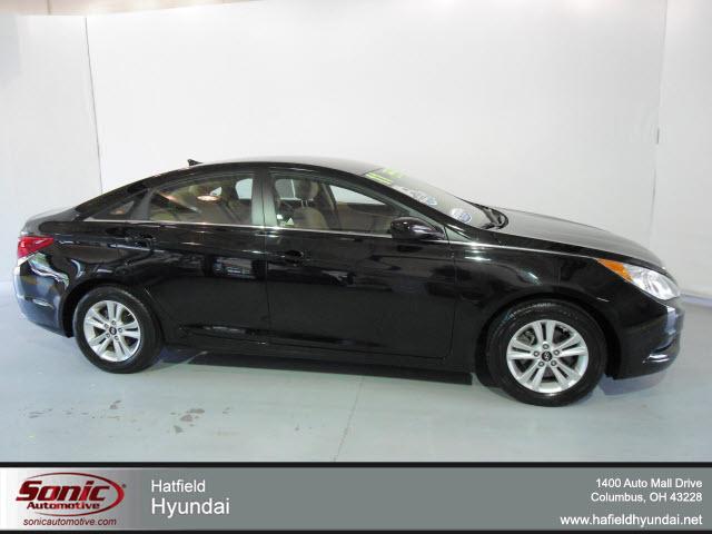 Photo of 2011 Hyundai Sonata