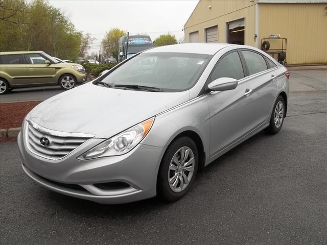 Photo of 2011 Hyundai Sonata