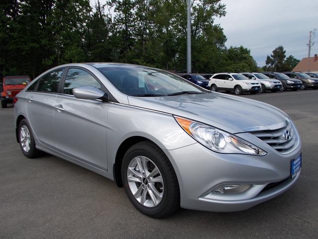 Photo of 2013 Hyundai Sonata