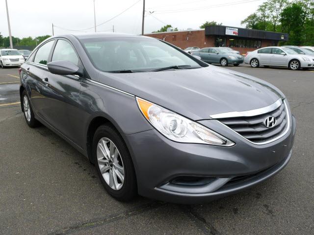 Photo of 2012 Hyundai Sonata