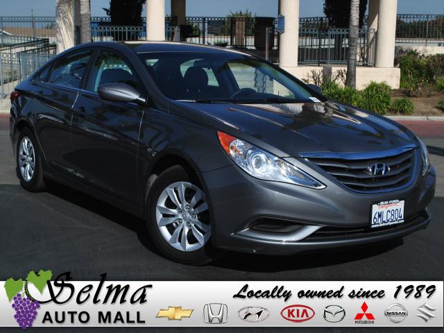 Photo of 2011 Hyundai Sonata