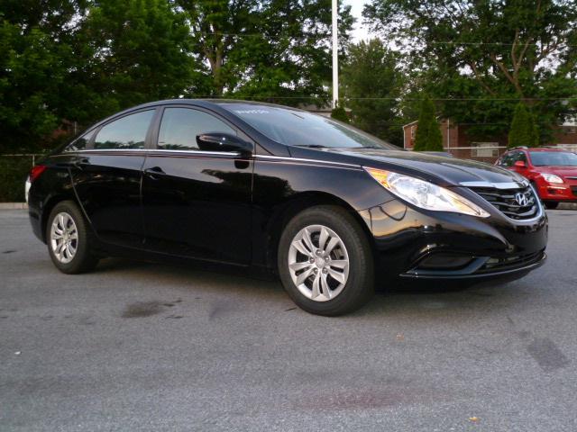 Photo of 2011 Hyundai Sonata