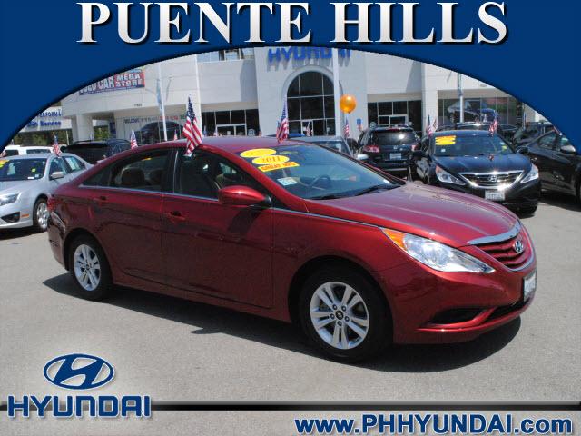 Photo of 2011 Hyundai Sonata