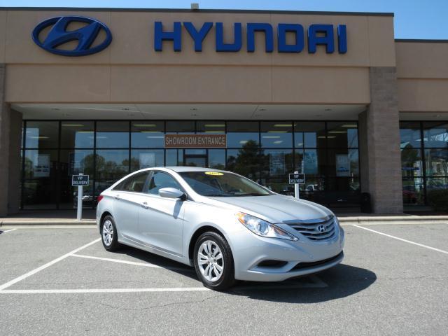 Photo of 2011 Hyundai Sonata