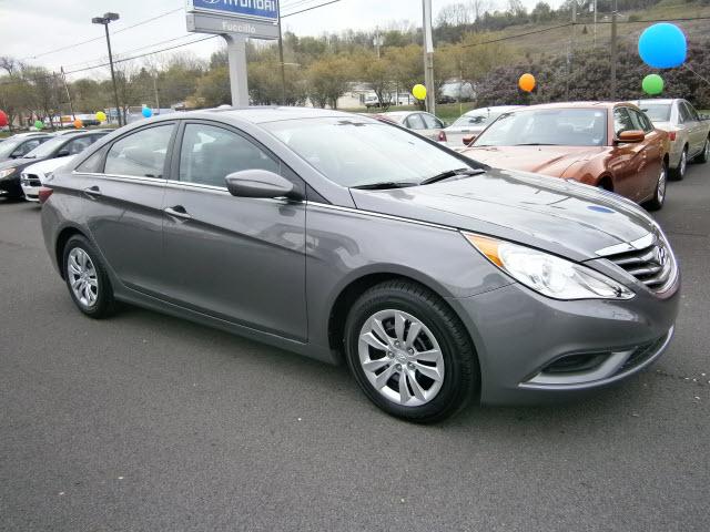 Photo of 2011 Hyundai Sonata