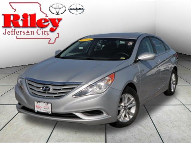 Photo of 2011 Hyundai Sonata