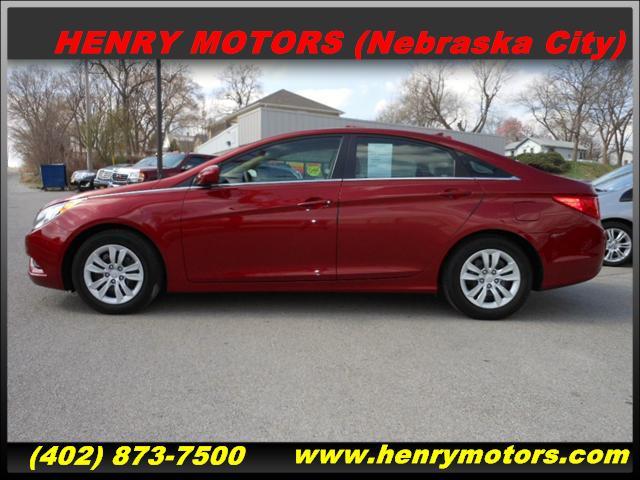 Photo of 2011 Hyundai Sonata