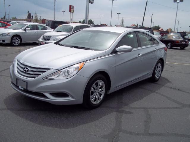 Photo of 2012 Hyundai Sonata
