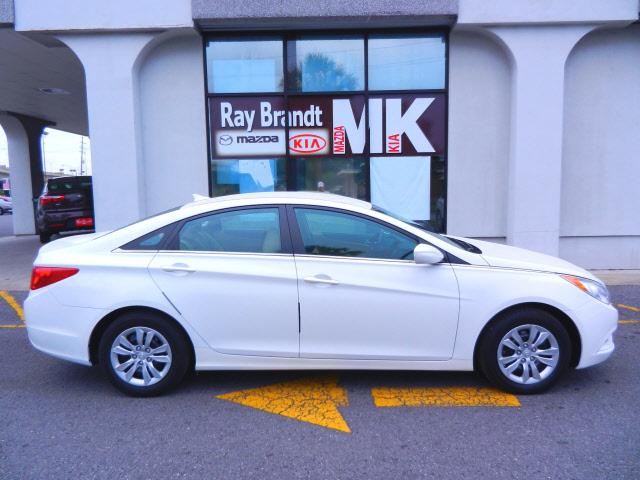 Photo of 2011 Hyundai Sonata