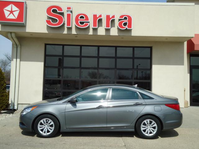 Photo of 2011 Hyundai Sonata