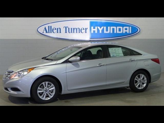 Photo of 2012 Hyundai Sonata