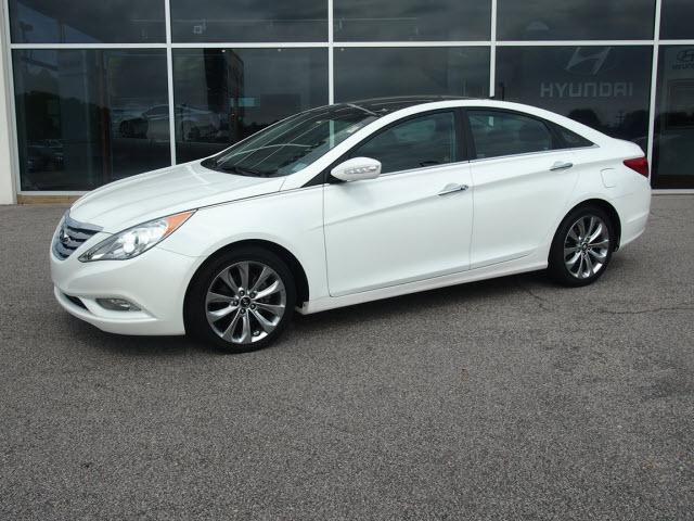 Photo of 2012 Hyundai Sonata