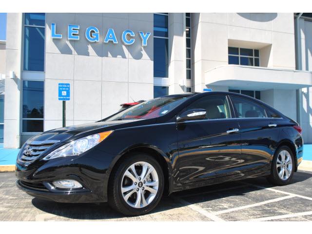 Photo of 2011 Hyundai Sonata