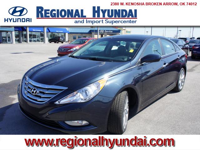 Photo of 2012 Hyundai Sonata