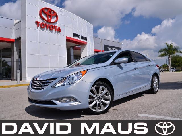 Photo of 2011 Hyundai Sonata