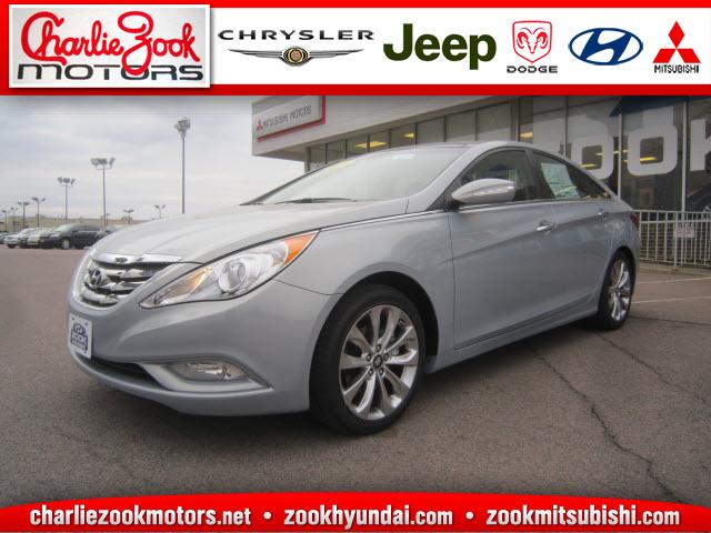 Photo of 2012 Hyundai Sonata