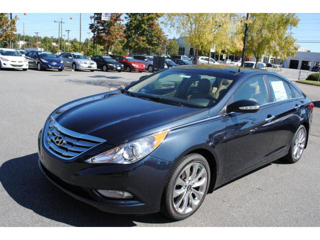 Photo of 2012 Hyundai Sonata