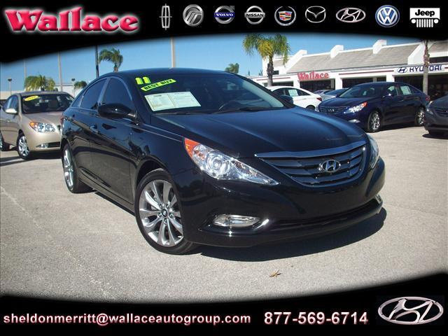 Photo of 2011 Hyundai Sonata