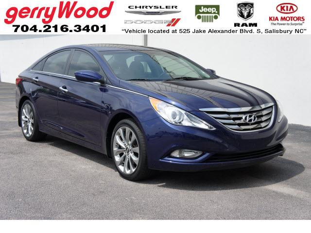 Photo of 2011 Hyundai Sonata