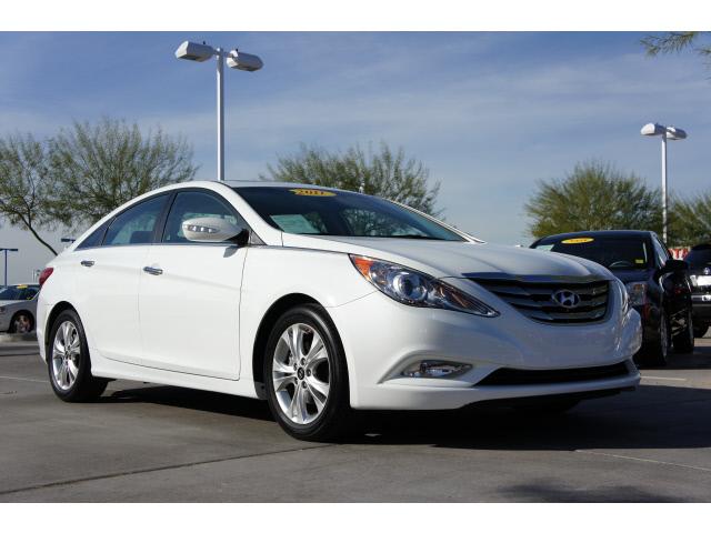 Photo of 2011 Hyundai Sonata