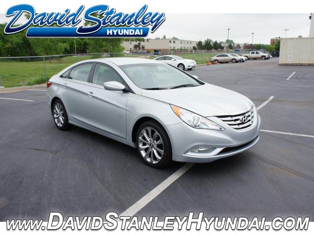 Photo of 2012 Hyundai Sonata