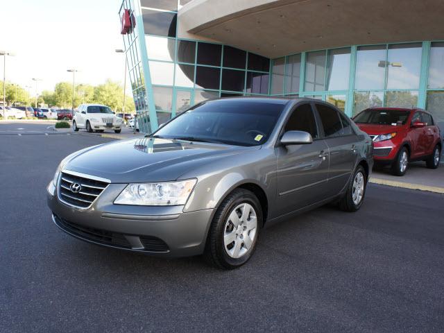 Photo of 2010 Hyundai Sonata