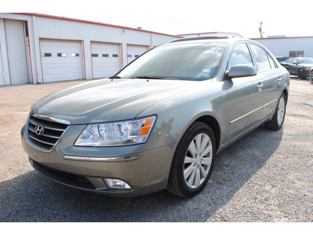 Photo of 2009 Hyundai Sonata