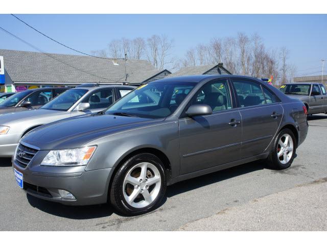 Photo of 2009 Hyundai Sonata